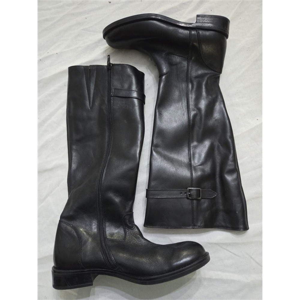 NWOT Italian Shoemaker 6.5 Antonia Leather Boots Black 132185